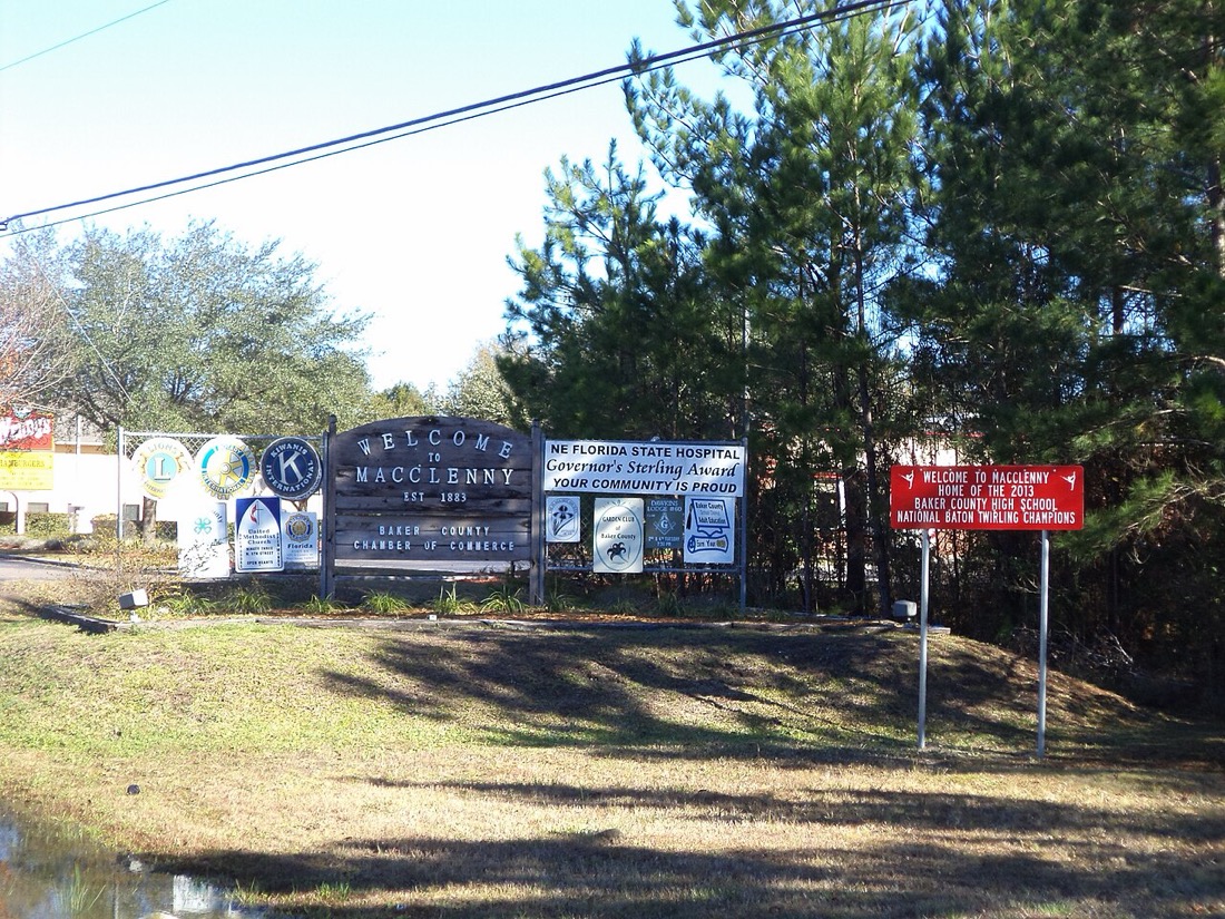 Welcome to Macclenny signs at the edge of the Florida town